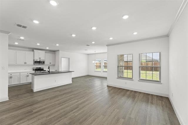 Building Photo - 544 Oak Crk Dr