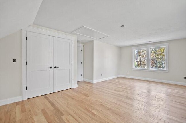 Building Photo - 101 Plum Hollow Rd