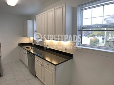 Building Photo - 1 bedroom in Brookline MA 02446