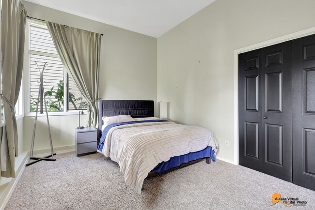 Building Photo - 18722 Guillemot Cir