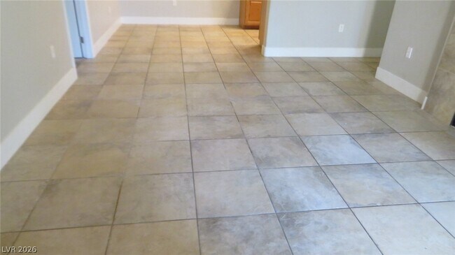 Building Photo - 8805 Jeffreys St