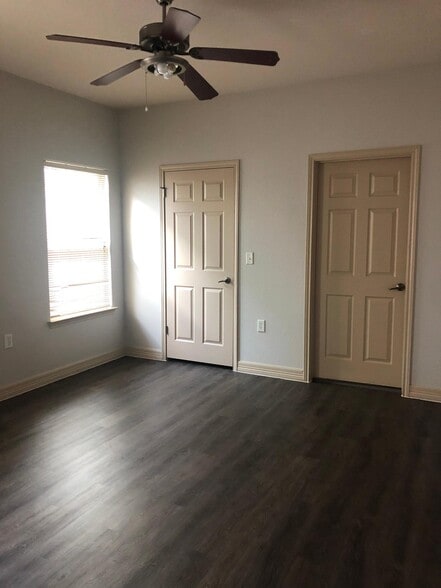 Building Photo - 6503 Porter St