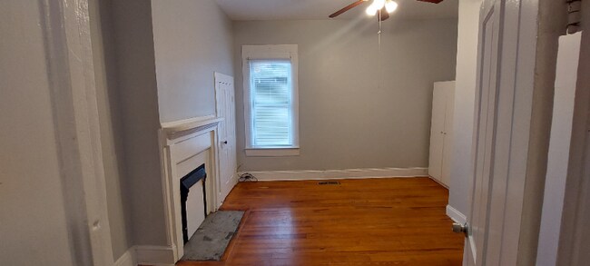 Building Photo - 270 Archer St