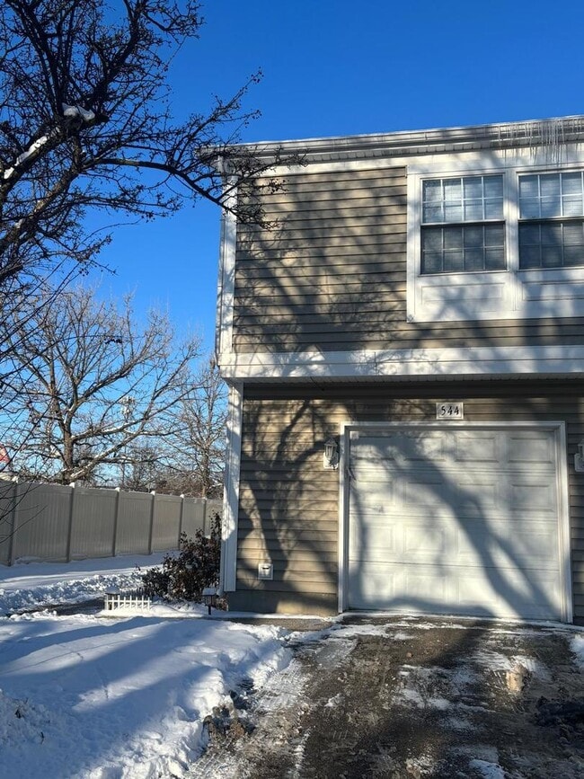 Building Photo - 544 Wynn Ct