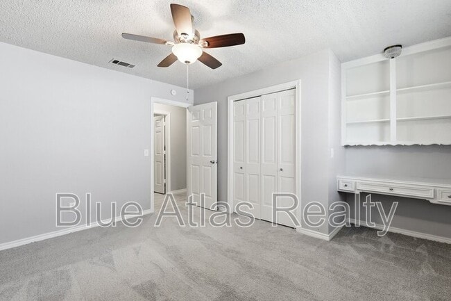 Building Photo - 3304 Big Horn Trail