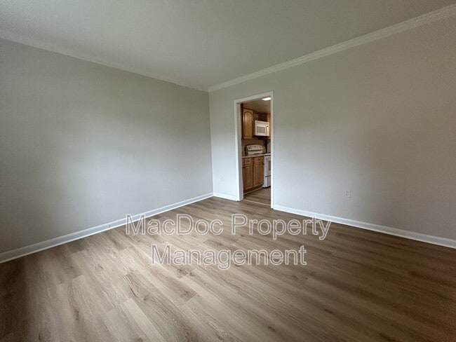 Building Photo - 2538 Sedgewick Pl