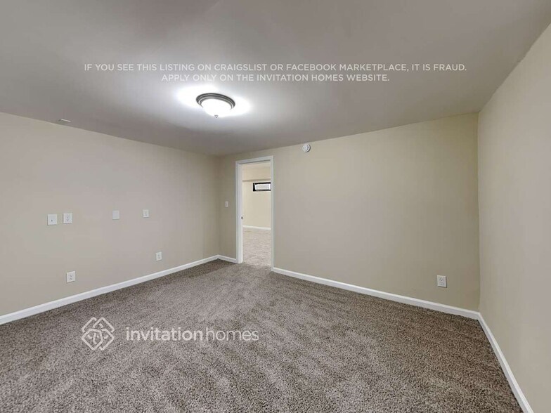 Building Photo - 4433 Wallace Cir SW