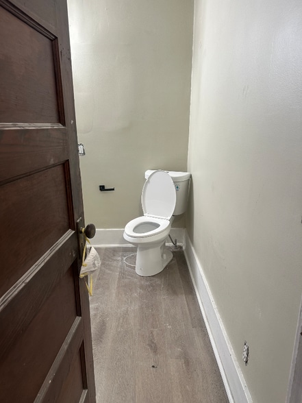 Building Photo - 43 Shirley St