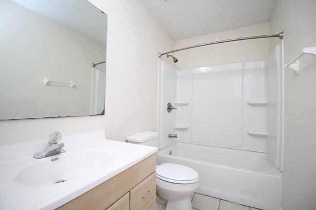 Building Photo - 3 Bedrooms, 1.5 Baths, 1-Car Garage & Large Fenced Backyard Near Bases, Schools & Shopping