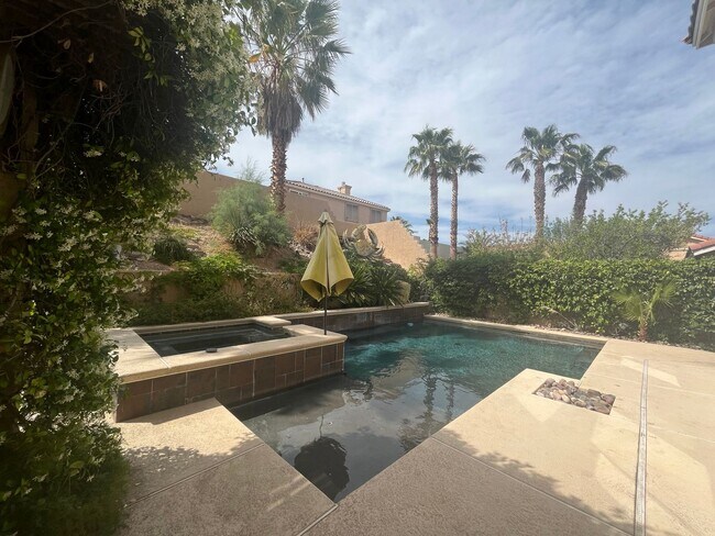 Building Photo - Discover this Gem w/sparkling pool & spa!