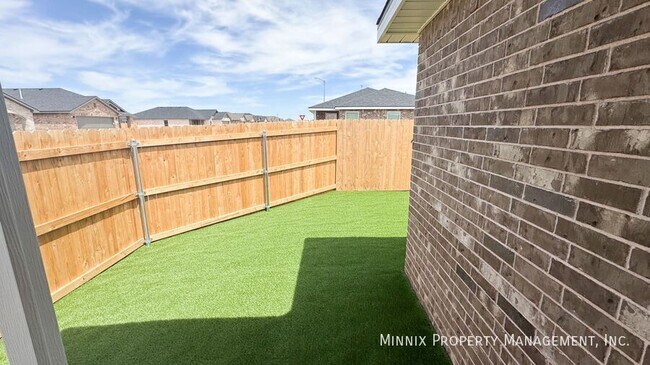 Building Photo - 14501 Avenue R