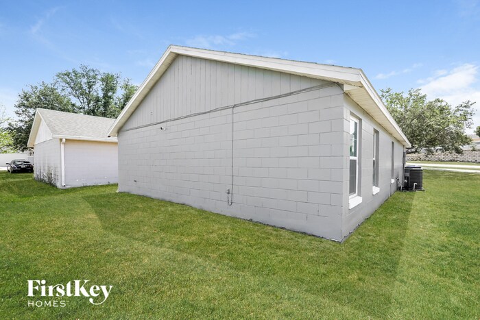 Building Photo - 6572 Viewpoint Ct