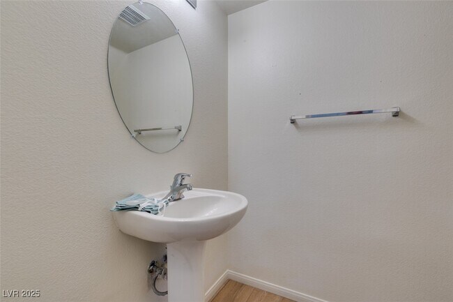 Building Photo - 10220 Delray Beach Ave