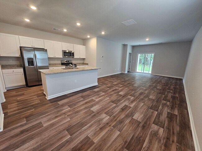 Building Photo - New 5 Bedroom/ 2.5 Bath Home