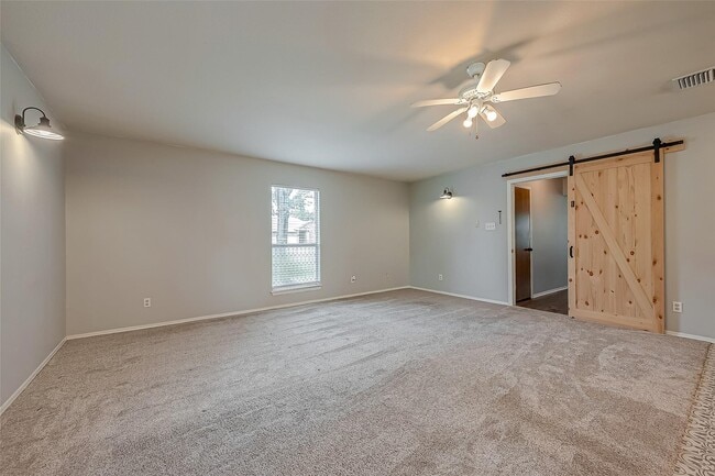 Building Photo - 227 Glencairn Ct