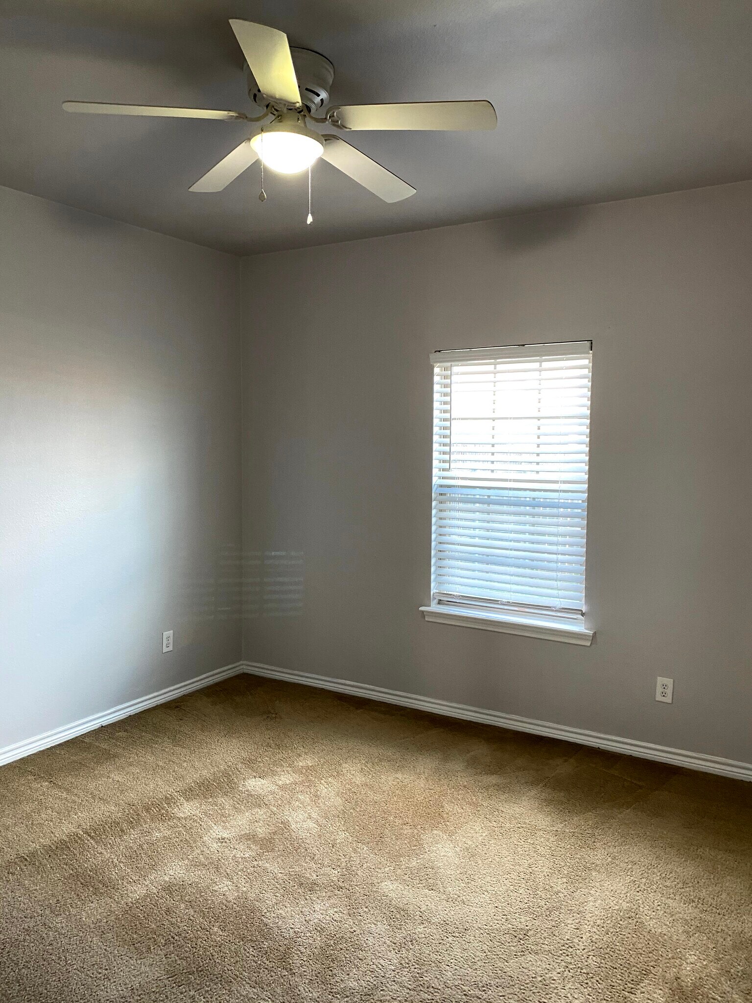 Building Photo - 906 Parkplace Ridge