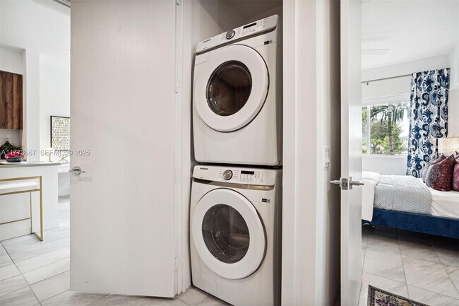 Building Photo - 2095 W Atlantic Ave