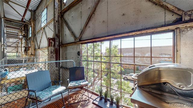 Building Photo - 3377 Blake St