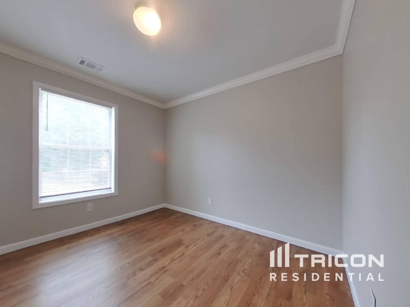 Building Photo - 3698 Autumn View Dr