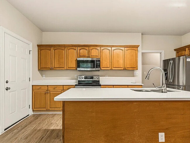 Building Photo - Earn Wealth While Leasing - Like a Homeowner - Lease to Own