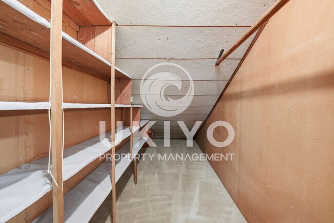 Building Photo - 860 Portal Ave