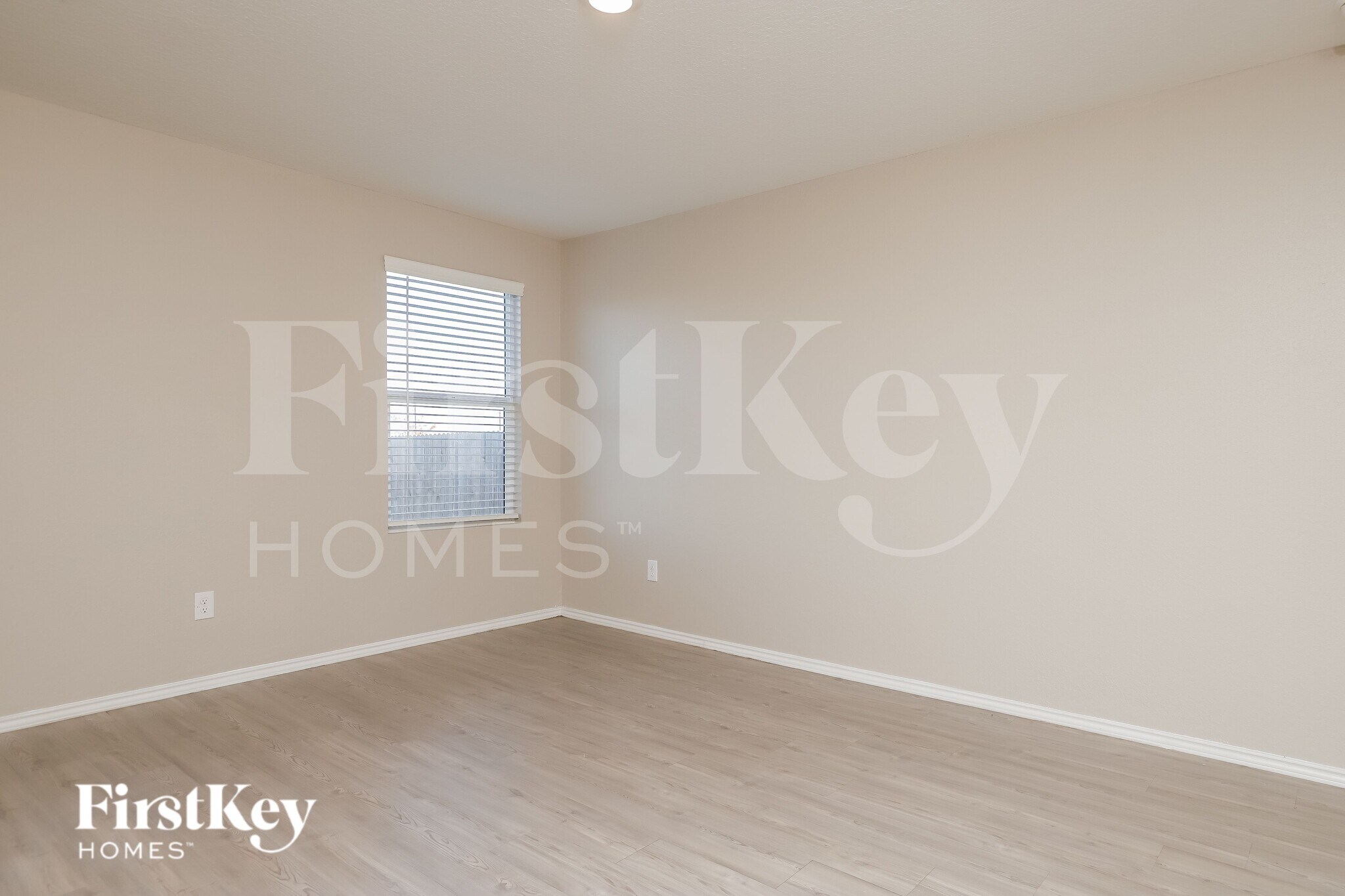 Building Photo - 3921 Far Horizon