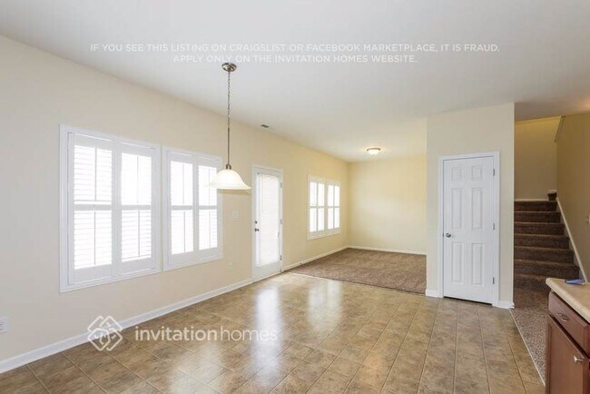 Building Photo - 10211 Daniel Dwayne Dr
