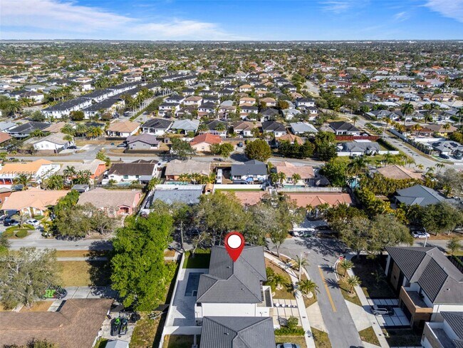 Building Photo - 17902 SW 149th Ct