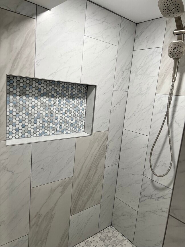 Bm Bath - 23501 Geneva St