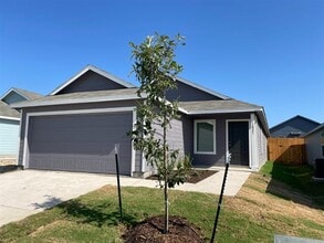 Building Photo - 1021 Raintree Rd