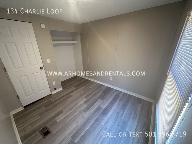 Building Photo - 134 Charlie Loop