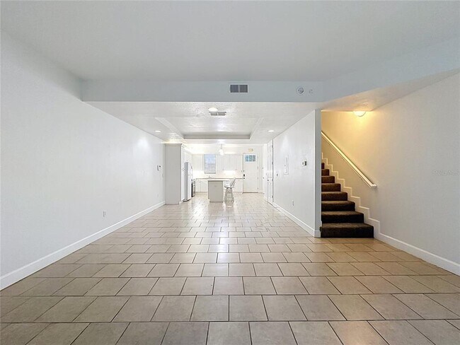 Building Photo - 2053 Green Oak Ct