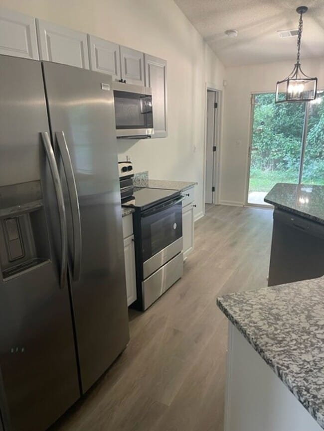 Building Photo - 203 Cypress Cove Ct