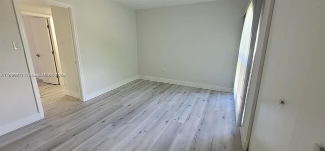Building Photo - 10641 SW 108th Ave
