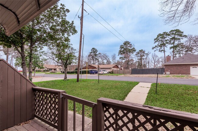 Building Photo - 2521 Crosstimbers Dr