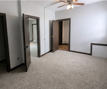 Primary Bedroom - Direct Access to Full Bathroom - 750 W Grand Ave