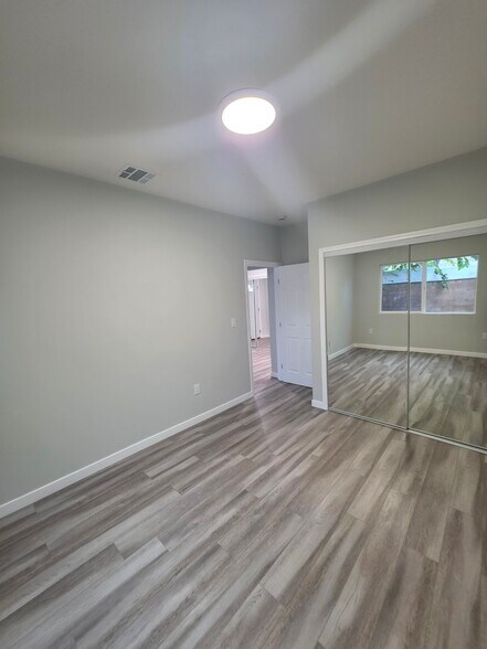 Building Photo - 18230 Chase St