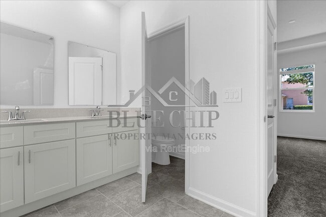 Building Photo - 3042 Country Side Dr