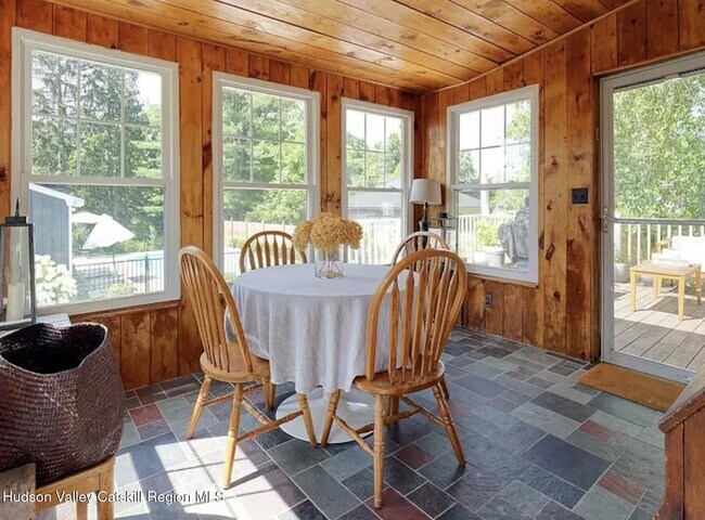 Building Photo - 590 NY-23B