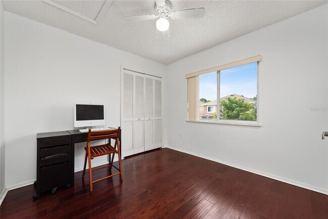 Building Photo - 1233 Sandbrook Dr