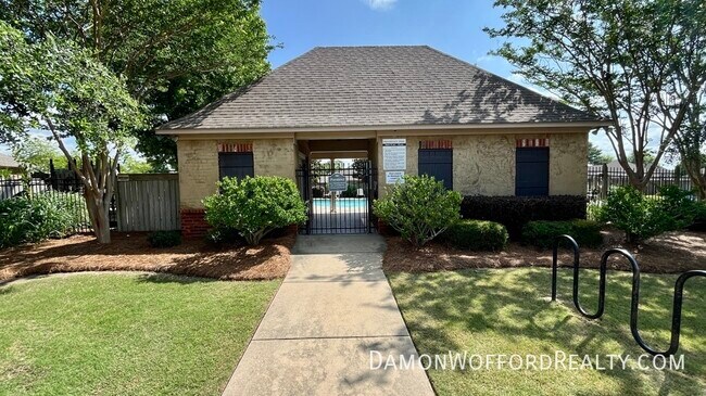 Building Photo - 610 Salems Ct