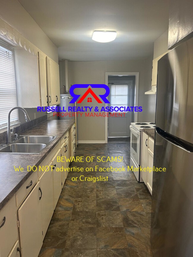 Building Photo - Cute, 3 Bedroom Eastlake Home