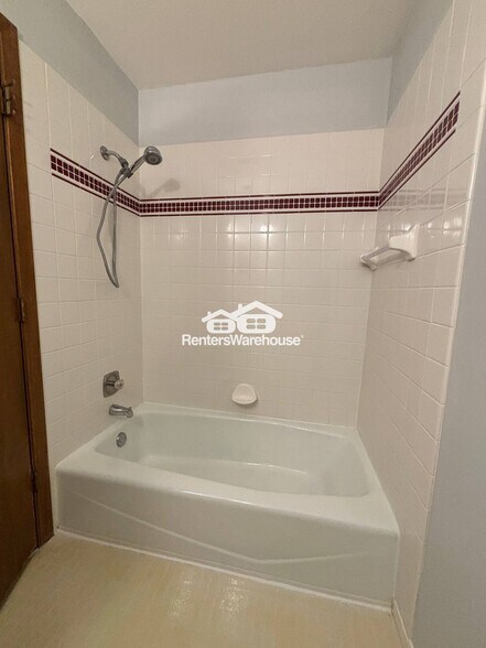 Building Photo - 4679 Sorrel Point