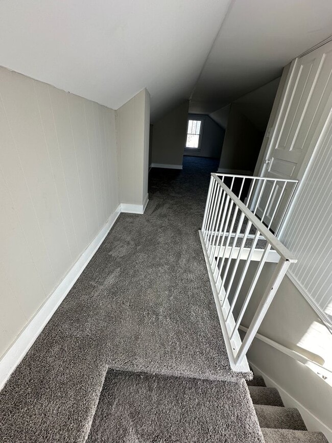 Building Photo - 1003 Clinton Ave