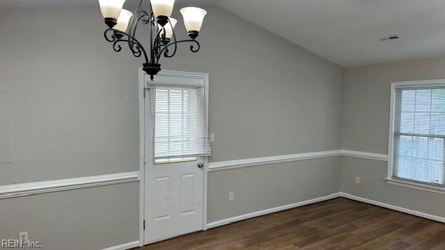 Building Photo - 701 Kennesaw Ct