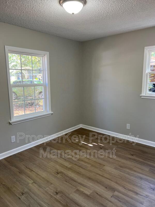 Building Photo - 3407 Flintstone Ct
