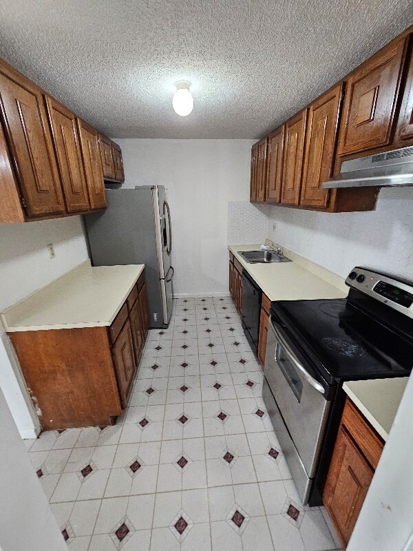 Building Photo - 136 Kane St