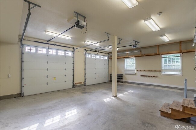 Building Photo - 16619 249th St E