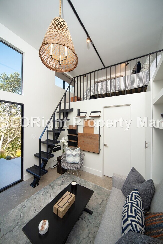 Building Photo - AVAILABLE SEPTEMBER - Furnished Luxurious Studio Apartment Grover Beach