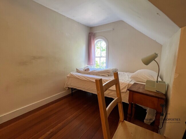 Building Photo - 95 Upland Rd